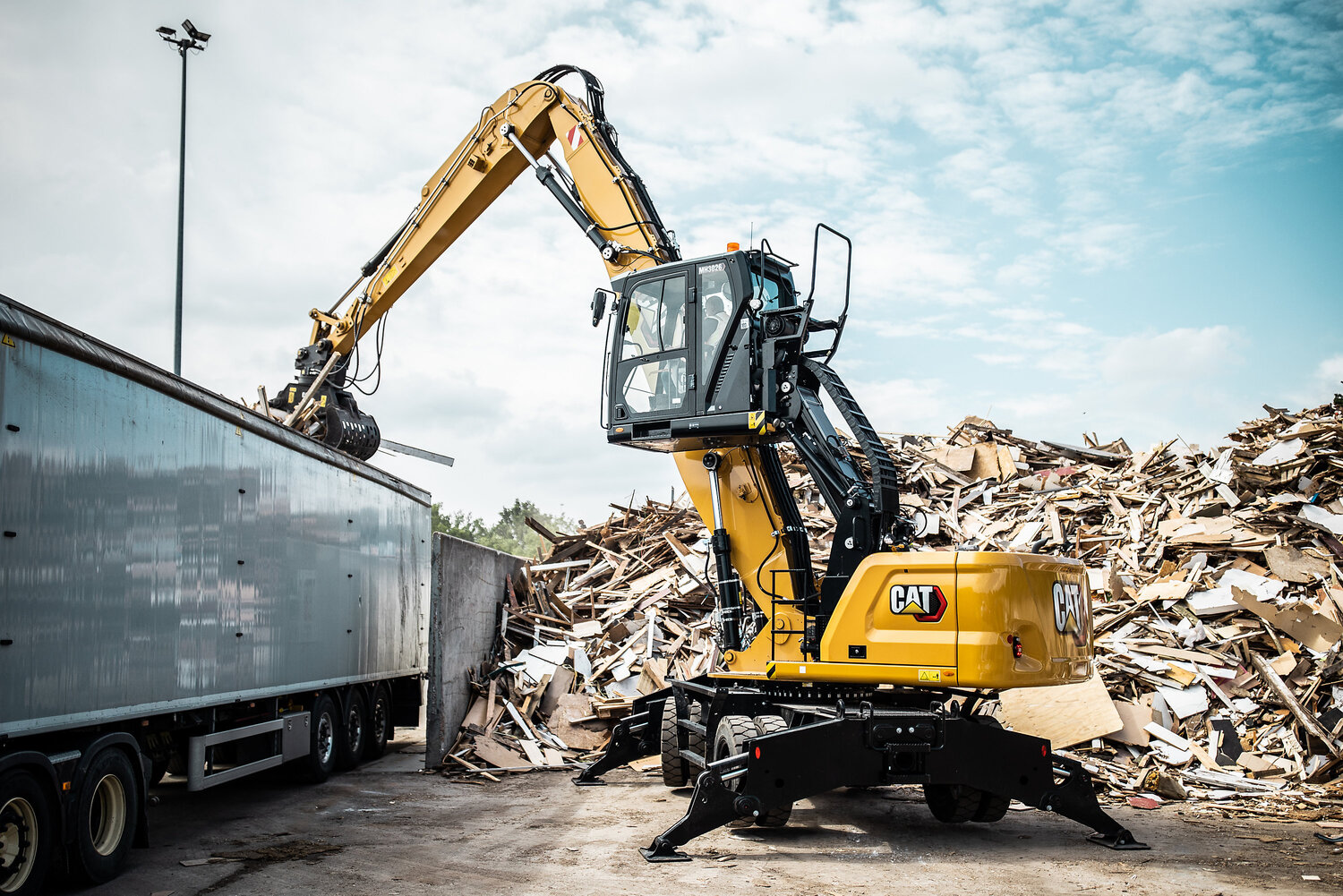 Cat MH3026 - Innovation at bauma 2022 Trade Show