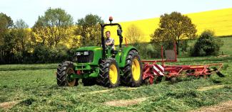 4WD Tractors John Deere 5055 E