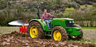 4WD Tractors John Deere 5055 E