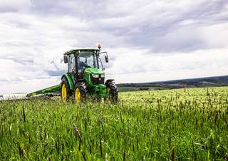 4WD Tractors John Deere 5058E
