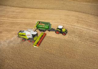 4WD Tractors Claas Axion 810 
