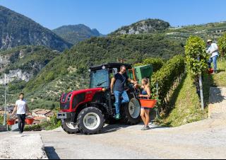 4WD Tractors Valtra F95S