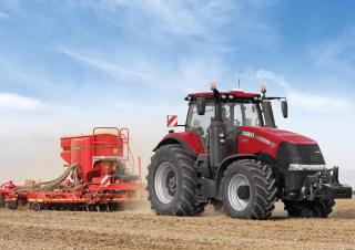 Magnum 380 HP Wheeled & Tracked Tractor | Case IH