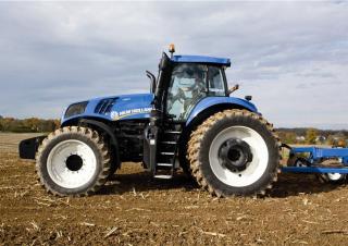 4WD Tractors New Holland T8.410 UC 