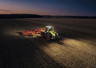 4WD Tractors Claas Xerion 4200 Trac VC