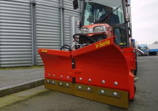 Kış bakım ekipmanları Snowploughs Ayarlanabilir kar çerçeveleri Adler V 240