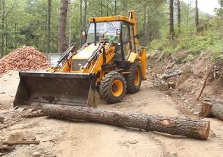 Backhoe Loaders Bull HD100 4WD