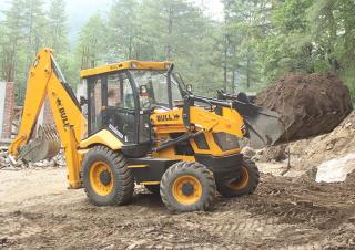 Backhoe Loaders Bull HD96 4WD