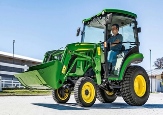 Araçlar Belediye çok amaçlı araçlar dizel John Deere 2032 R