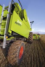 Biçer döver Claas Avero 240