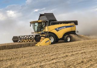 Biçer döver New Holland CX6.80