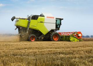 Biçer döver Claas Dominator 370