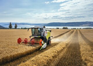 Biçer döver Claas Evion 450 Maxi    
