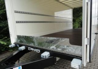Trailers Enclosed Box Trailers Möslein EK 1- D 7,3