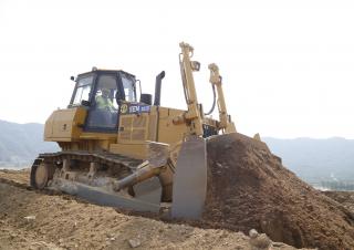 Buldozerler SEM 822D