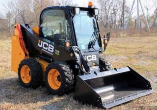 Skid Steer Loaders JCB 135