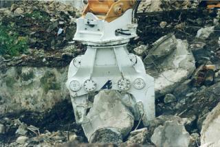 Attachments Concrete Crushers Arden CB 500