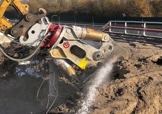 Attachments Concrete Crushers Kinshofer DCC-30-D