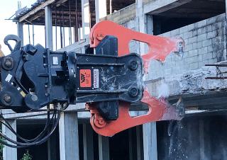 Attachments Concrete Crushers VTN HP21+