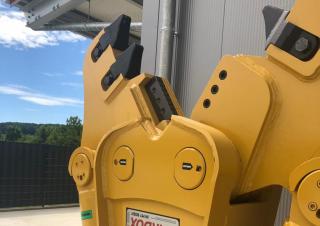 Attachments Concrete Crushers OSA Demolition Equipment RS 1800 