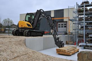 Crawler Excavators Mecalac 8MCR