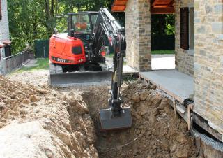 Crawler Excavators Eurocomach 90 ZT