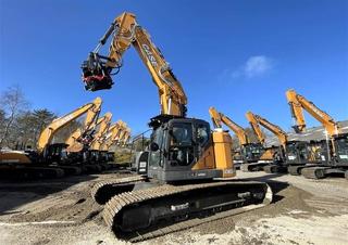 Crawler Excavators Case CX245D SR