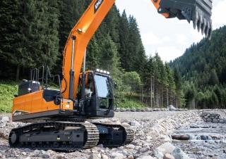 Crawler Excavators Doosan DX210LC-7