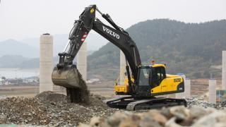 Crawler Excavators Volvo EC240CLD