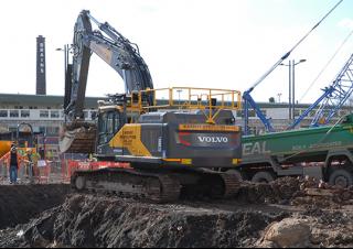 Crawler Excavators Volvo EC380ENL
