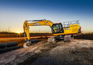 Crawler Excavators JCB JS370 LC LR