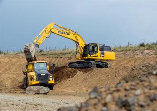 Crawler Excavators Komatsu PC490-11E0