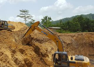 Crawler Excavators XCMG XE235C 