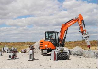 Hitachi ZX65USB-5A excavator specs & dimensions (2013 - 2019