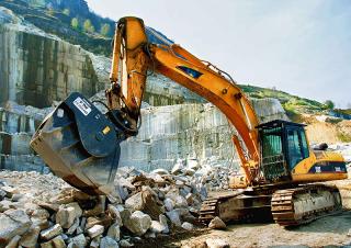 Attachments Crusher buckets VTN FB350 HD 