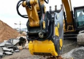 Attachments Crusher buckets Hydra Ram HCB 25