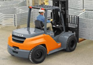 Toyota 40-8 FD 50N diesel forklift specs (2014 - 2020