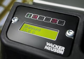 Vibratory Plate Compactors Reversible Vibratory Plate Compactors Wacker Neuson DPU 130 r