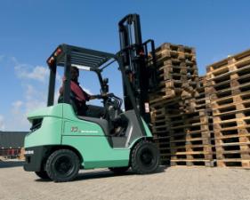 Diesel Forklifts Mitsubishi FD30N