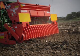 Ekim makineleri Gaspardo Compagna Delfino 2500