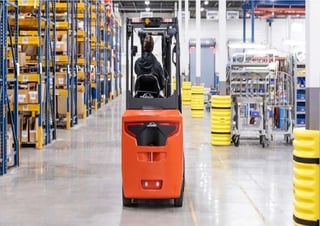 Electric forklifts Linde E32CL