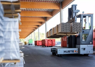 Side Loader Forklifts Electric Sideloaders Hubtex Phoenix
