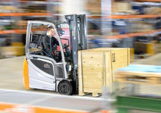 Elektrikli ön-forklift kamyonları Still RX 20-18