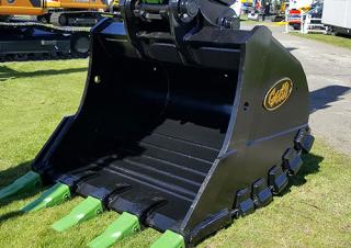Attachments Buckets Excavator buckets Geith R18-1000