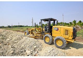 Graders Caterpillar 120 GC AWD