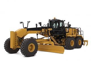 Graders Caterpillar 18M3