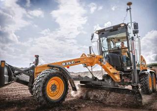 Graders Case 836C