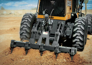Graders Case 845B