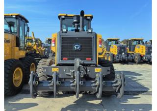 Graders XCMG GR180 
