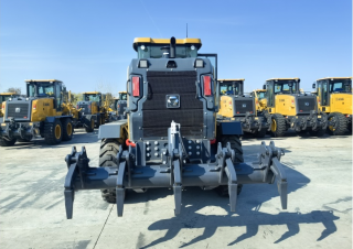 Graders XCMG GR2205AT